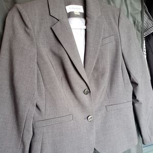 Calvin klein blazer, size 4P, gray. Never worn.
